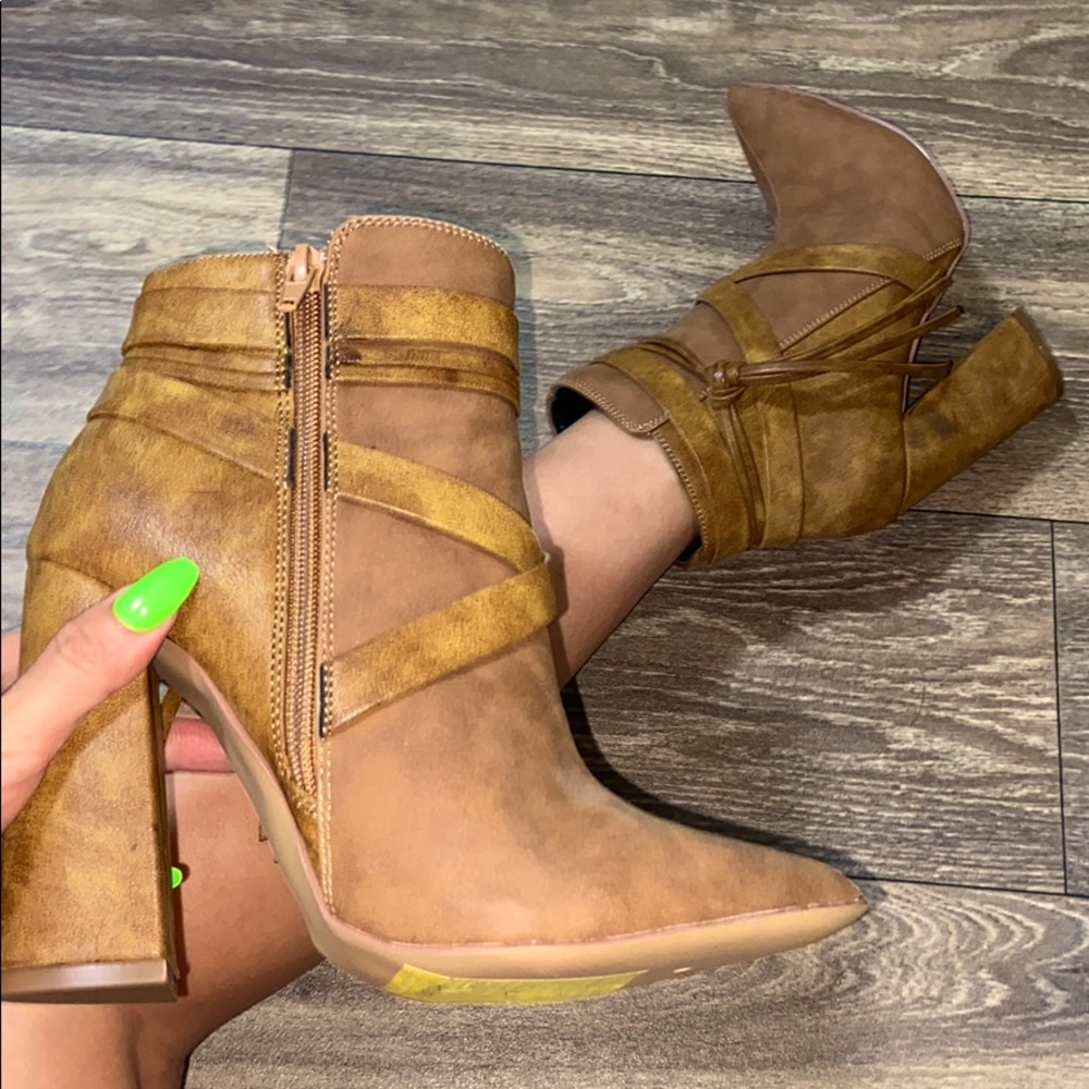 Liliana Pointy Toe Strappy Tassle Ankle Bootie
